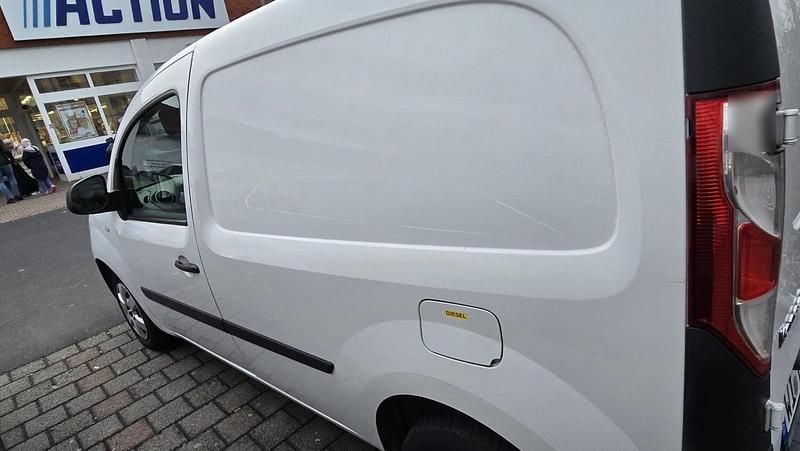 Gebraucht Renault Kangoo 2020 Weiß Van / Kleinbus