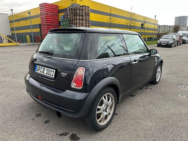Gebraucht Mini ONE 90 PS (66 kW) 2006 Schwarz Kleinwagen