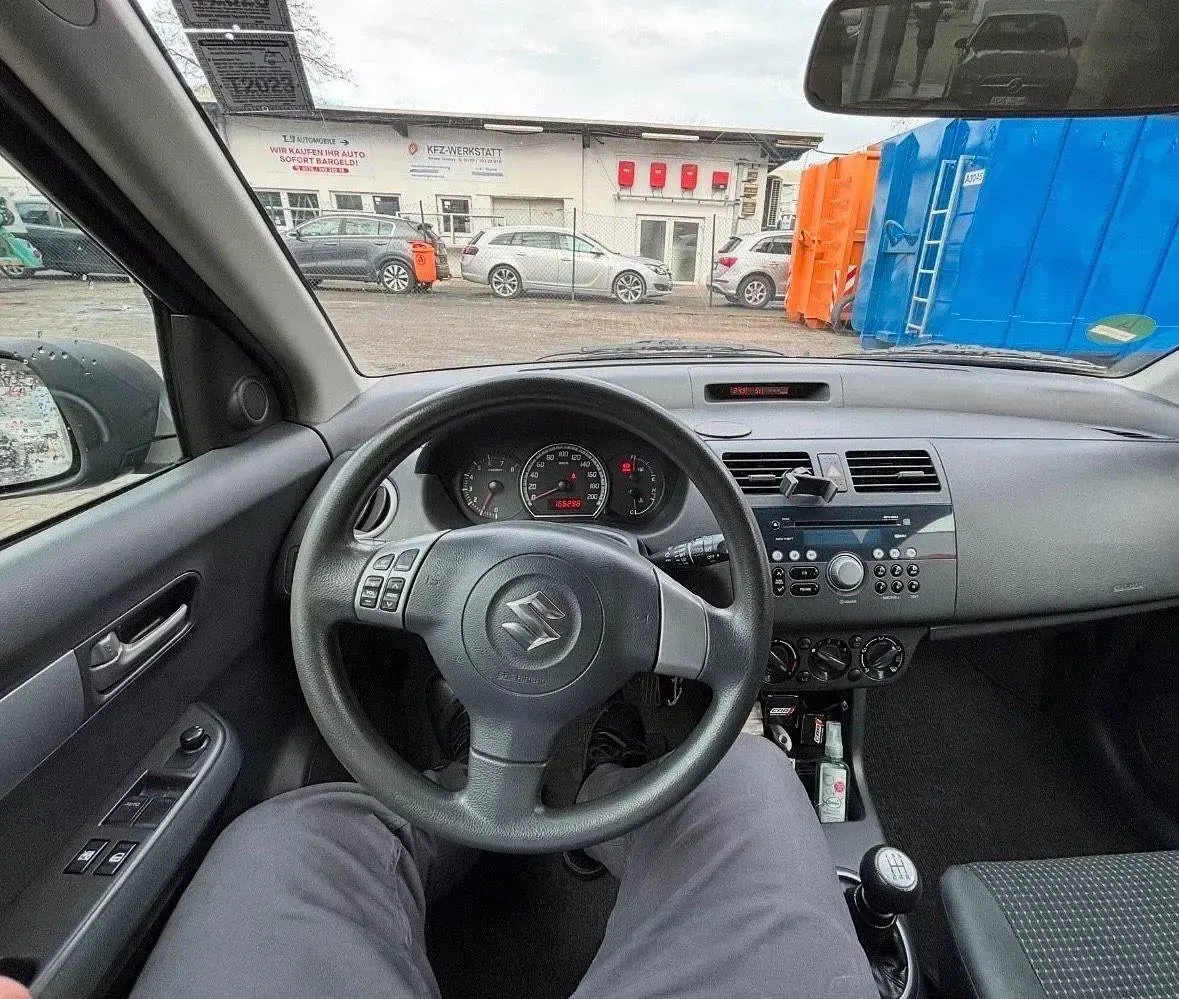 Gebraucht Suzuki Swift 92 PS (67 kW) 2007 Schwarz Kleinwagen