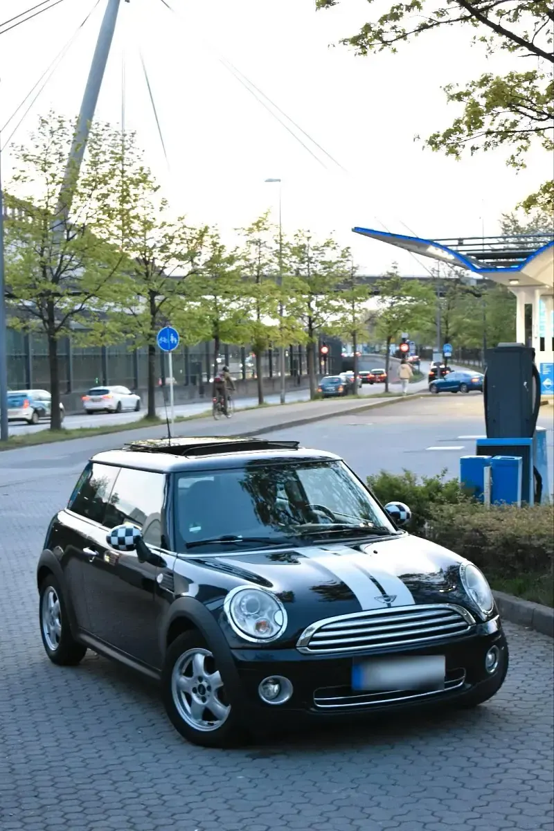 Gebraucht Mini Cooper Coupé 122 PS (89 kW) 2011 Schwarz Coupé