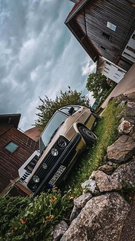 Gold Gebraucht 1989 VW Golf II Kleinwagen | 1.800 € - Bild 1/4