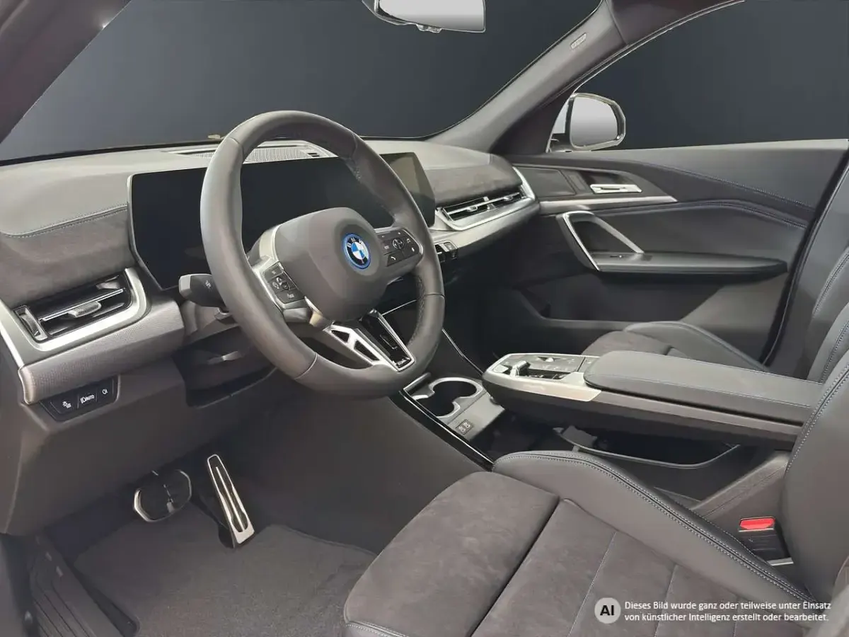 Neu BMW iX2 M Sport 150 kW (204 PS) 2026 Grau SUV