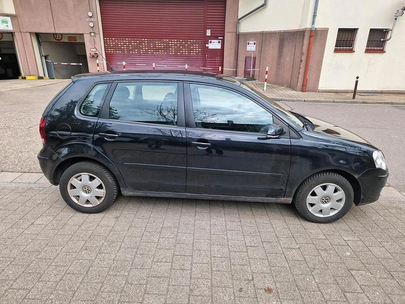 Gebraucht VW Polo 75 PS (55 kW) 2007 Schwarz Kleinwagen