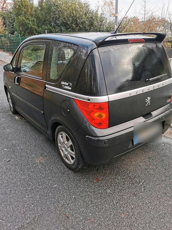 Gebraucht Peugeot 1007 88 PS (64 kW) 2006 Schwarz Van / Kleinbus