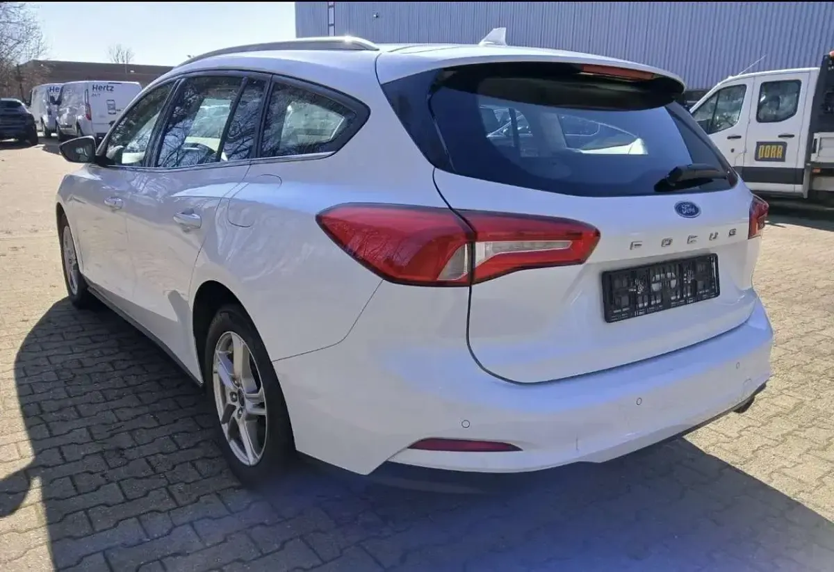 Usata Ford Focus Trend 101 CV (74 kW) 2019 Bianco Station wagon