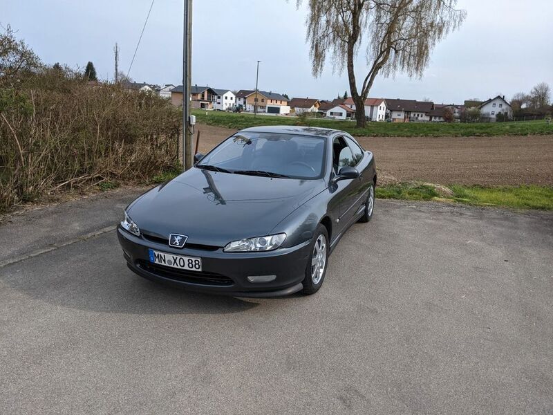 Grau Gebraucht 2001 Peugeot 406 Coupé | 3.500 € - Bild 1/4