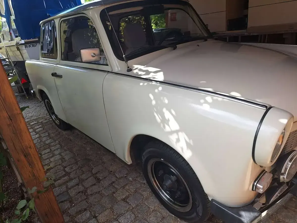 Gebraucht Trabant 601 26 PS (19 kW) 1990 Weiß Limousine