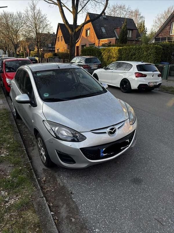 Gebraucht Mazda 2 Center-Line 102 PS (75 kW) 2011 Grau Kleinwagen