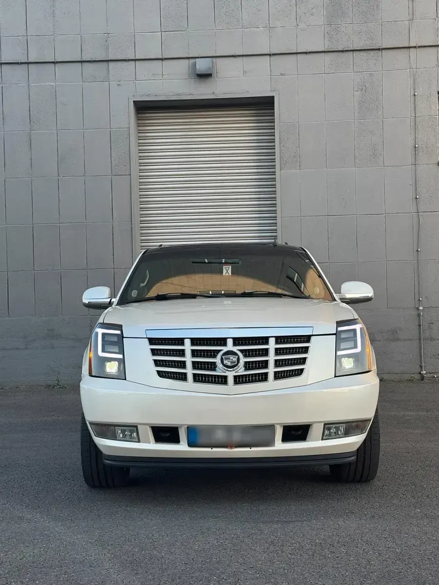Gebraucht Cadillac Escalade 410 PS (301 kW) 2012 Weiß SUV