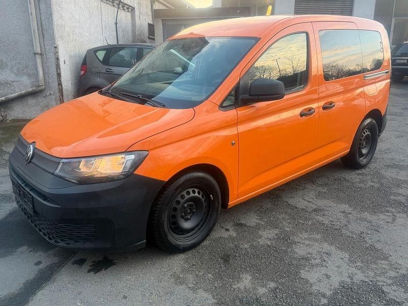 Gebraucht VW Caddy 102 PS (75 kW) 2021 Orange Van / Kleinbus