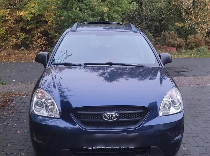 Blau Gebraucht 2009 Kia Carens Van / Kleinbus | 2.700 € (Guter Preis) - Bild 1/4