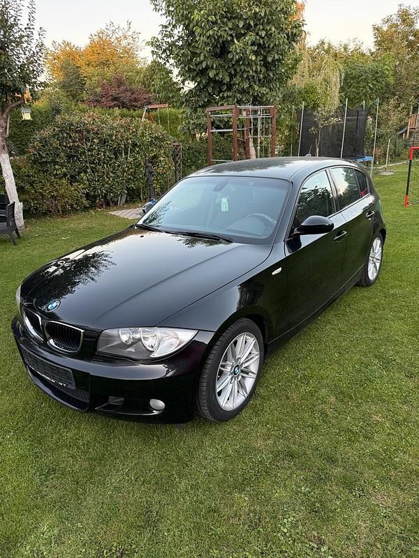 Schwarz Gebraucht 2009 BMW 1M Coupé | 12.000 € - Bild 1/4