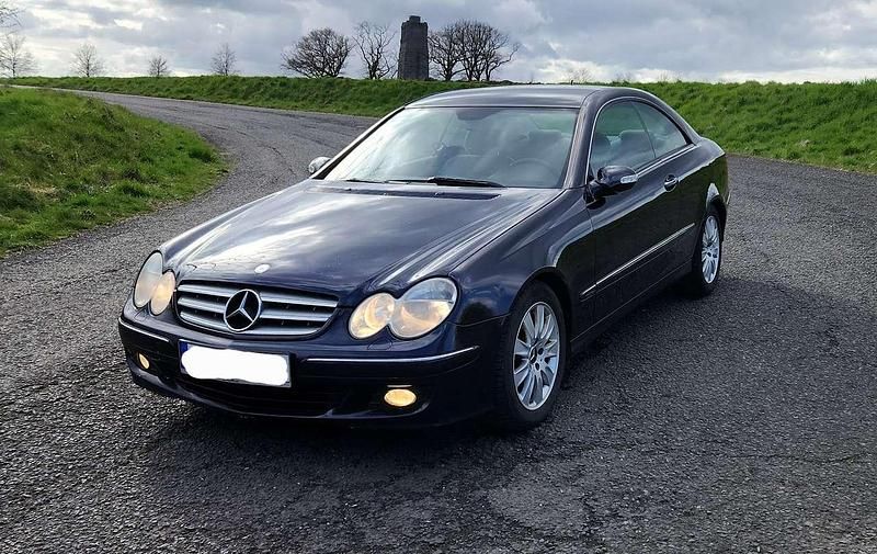Gebraucht Mercedes CLK200 184 PS (135 kW) 2008 Blau Coupé