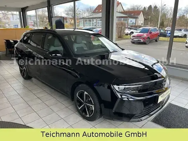Neu Opel Astra Edition 145 PS (106 kW) 2026 Schwarz Kombi
