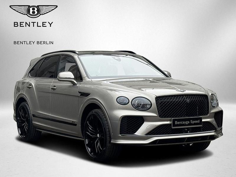 Neu Bentley Bentayga 650 PS (478 kW) 2025 Pale brodgar SUV