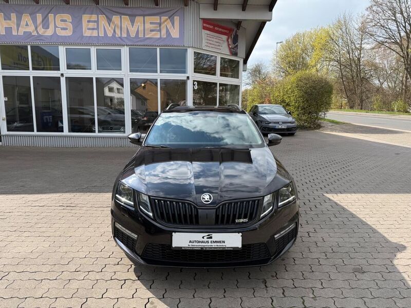 Schwarzmagic perleffekt Gebraucht 2019 Skoda Octavia RS Kombi | 22.990 € (Etwas zu teuer) - Bild 1/4