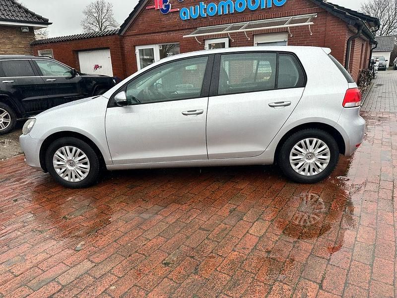 Gebraucht VW Golf VI Trendline 80 PS (58 kW) 2009 Silber Kleinwagen