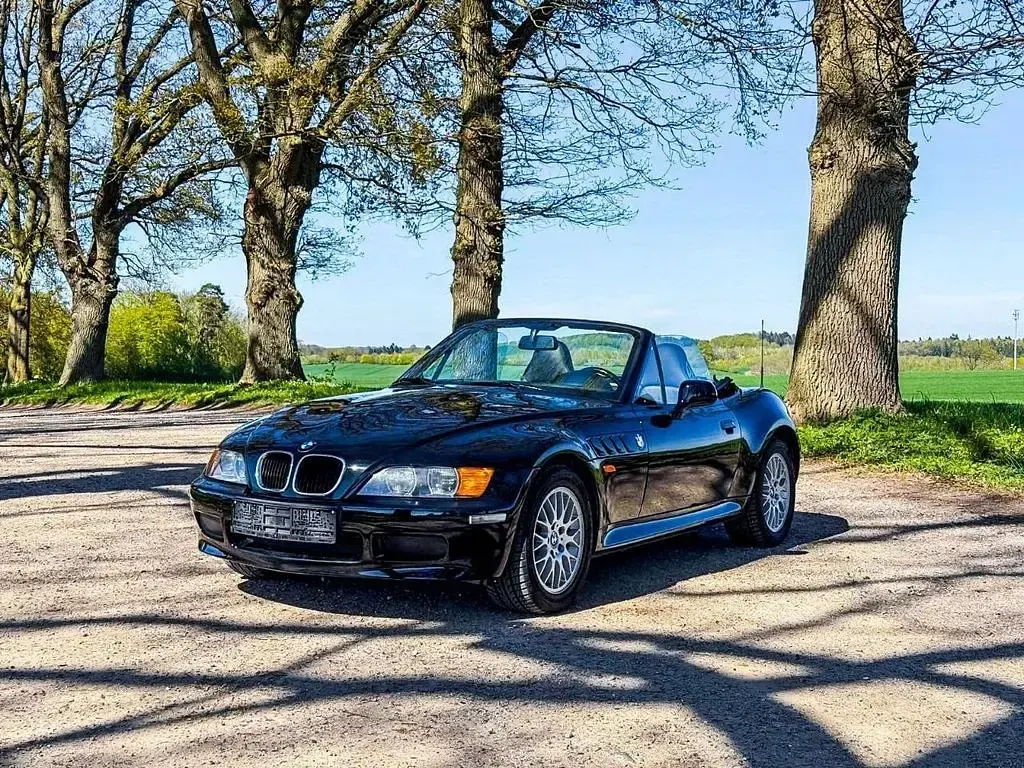 Gebraucht BMW Z3 Sport Line 118 PS (86 kW) 2001 Schwarz Cabrio