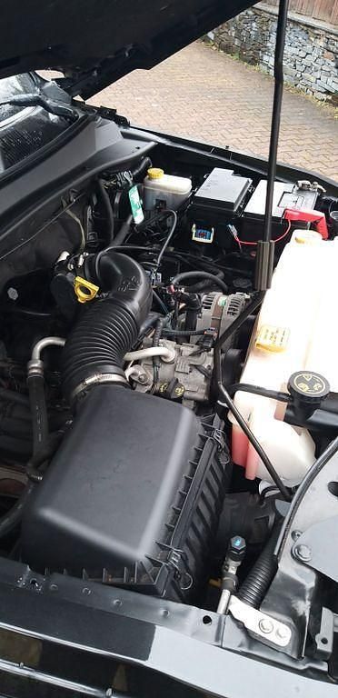 Gebraucht Jeep Cherokee Limited 213 PS (156 kW) 2008 Schwarz SUV