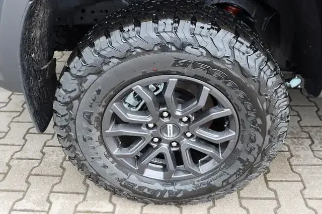 Neu Ford Ranger Raptor 209 PS (153 kW) 2026 Meteor grey metallic Pickup