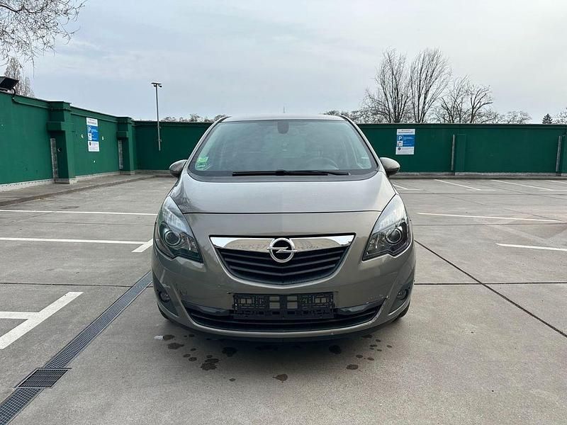 Gebraucht Opel Meriva Edition 101 PS (74 kW) 2010 Grau Van / Kleinbus