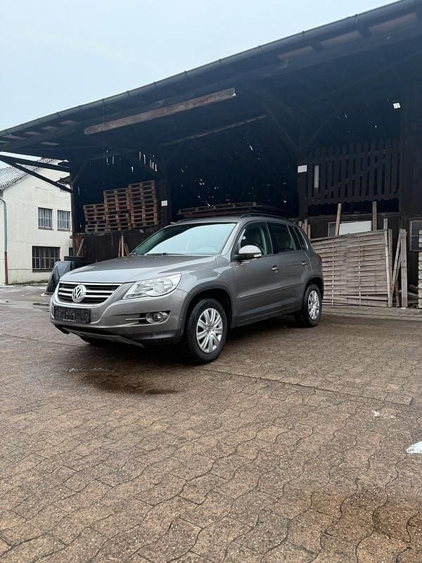 Gebraucht VW Tiguan 200 PS (147 kW) 2009 Beige SUV