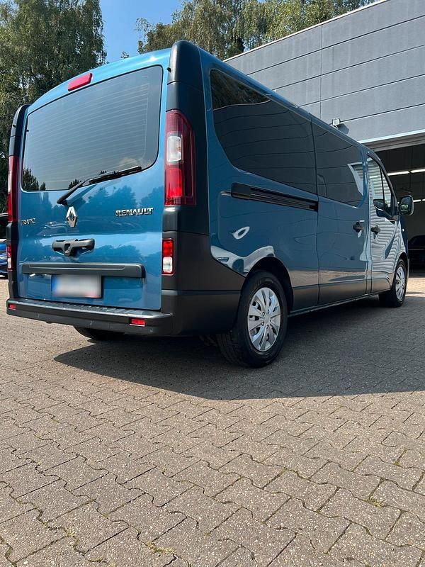 Brugt Renault Trafic 145 HK (106 kW) 2015 Blå MPV
