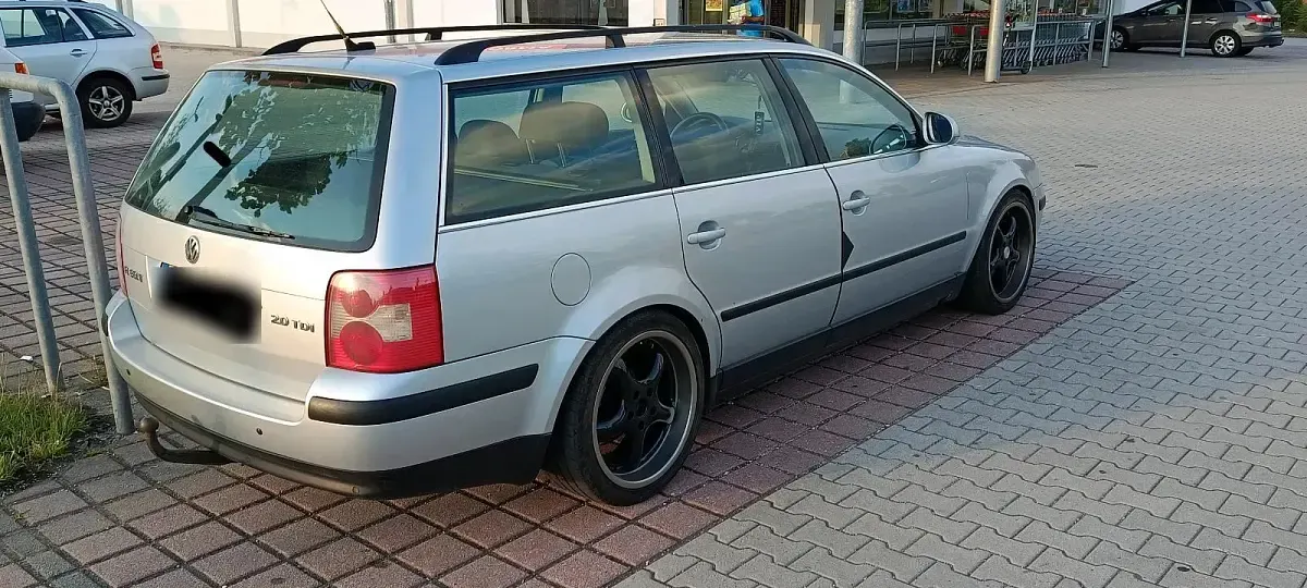 Gebraucht VW Passat 136 PS (100 kW) 2004 Silber Kombi