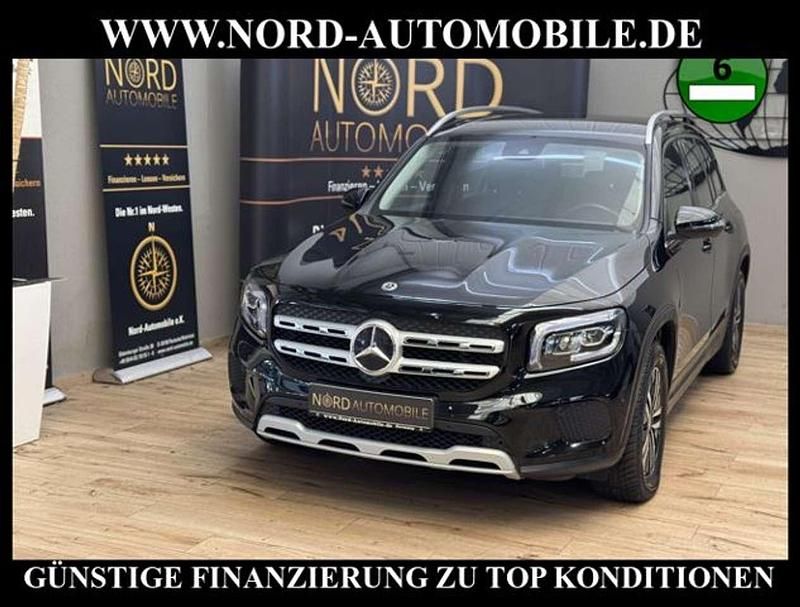 Nachtschwarz (metallic) Gebraucht 2021 Mercedes GLB220 Style SUV | 34.450 € (Fairer Preis) - Bild 1/3