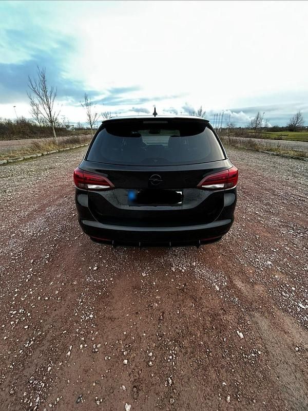 Gebraucht Opel Astra Ultimate 145 PS (106 kW) 2021 Schwarz Kombi