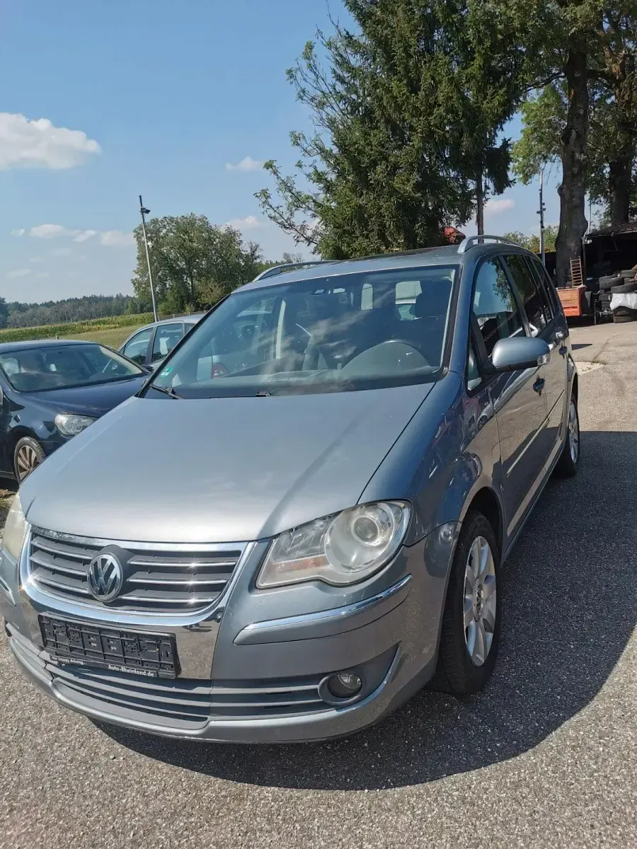 Gebraucht VW Touran 105 PS (77 kW) 2007 Grau Van / Kleinbus