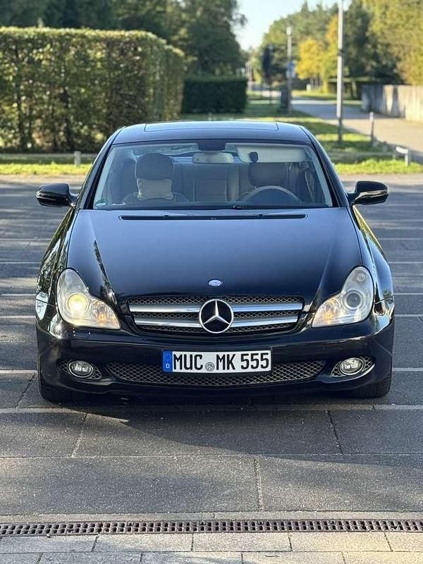 Schwarz Gebraucht 2008 Mercedes CLS320 Coupé | 7.300 € (Guter Preis) - Bild 1/4