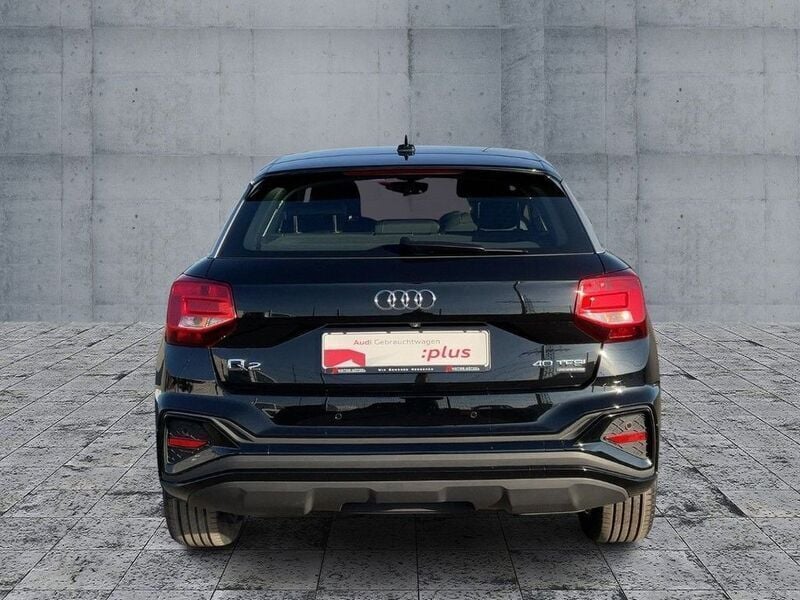 Gebraucht Audi Q2 S-Line 190 PS (139 kW) 2024 Mythosschwarz metallic SUV