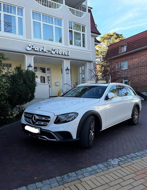 Gebraucht Mercedes E400 Avantgarde 340 PS (250 kW) 2020 Weiß Kombi