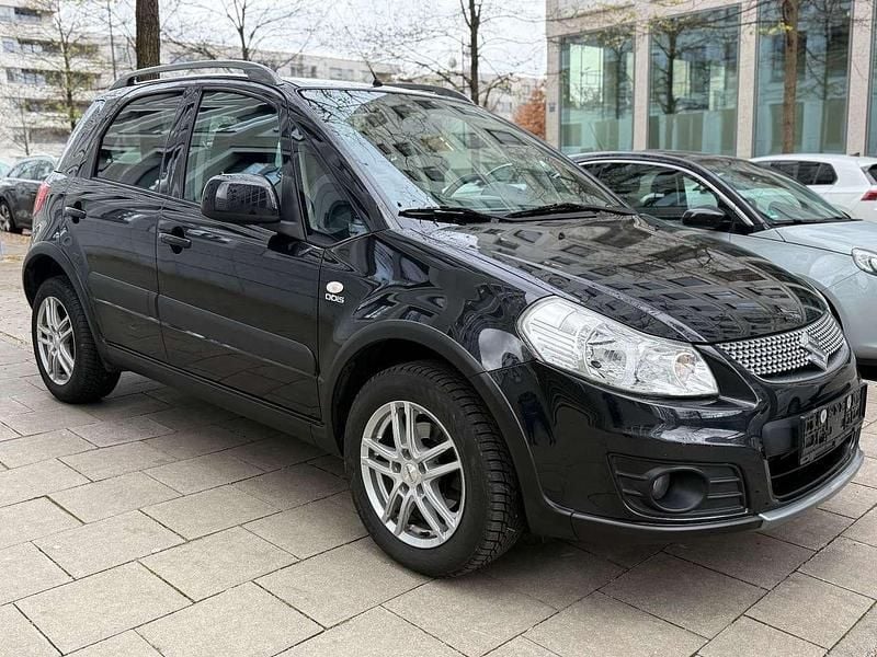 Schwarz Gebraucht 2011 Suzuki SX4 Comfort Kleinwagen | 6.000 € (Fairer Preis) - Bild 1/4