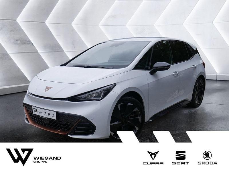 Weiß Gebraucht 2024 Cupra Born Kleinwagen | 33.942 € (Etwas zu teuer) - Bild 1/4