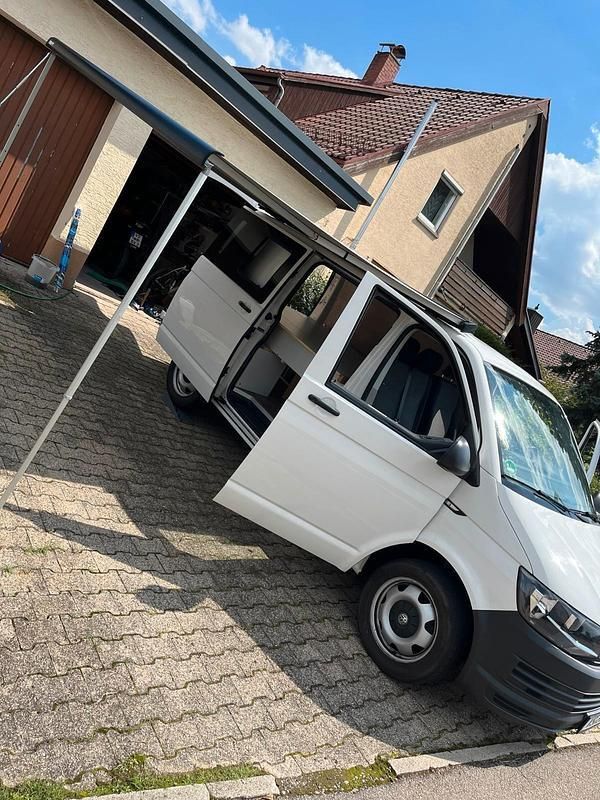 Weiß Gebraucht 2017 VW T6 Van | 27.600 € (Etwas zu teuer) - Bild 1/4