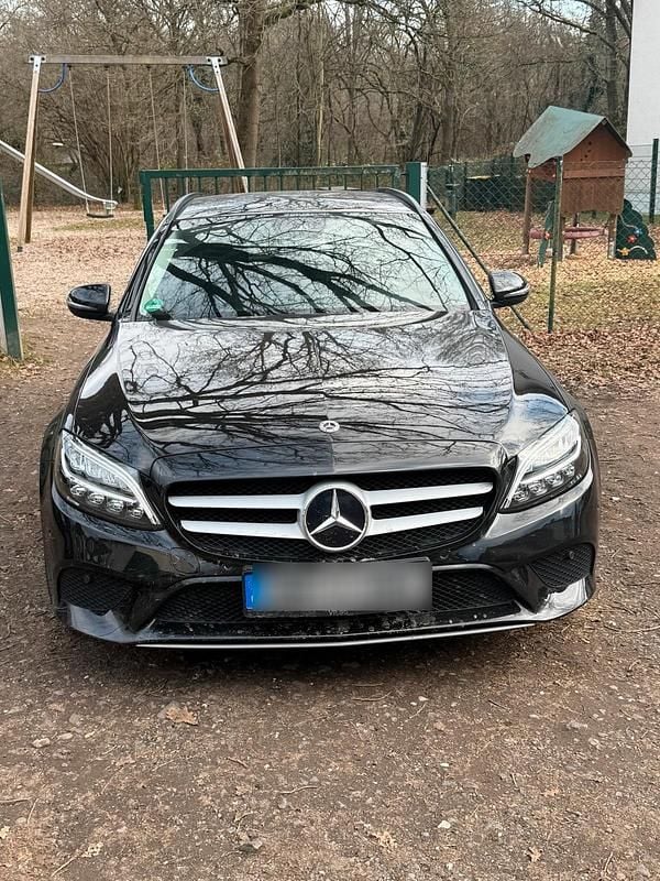 Schwarz Gebraucht 2018 Mercedes C200 AMG Kombi | 14.500 € - Bild 1/4
