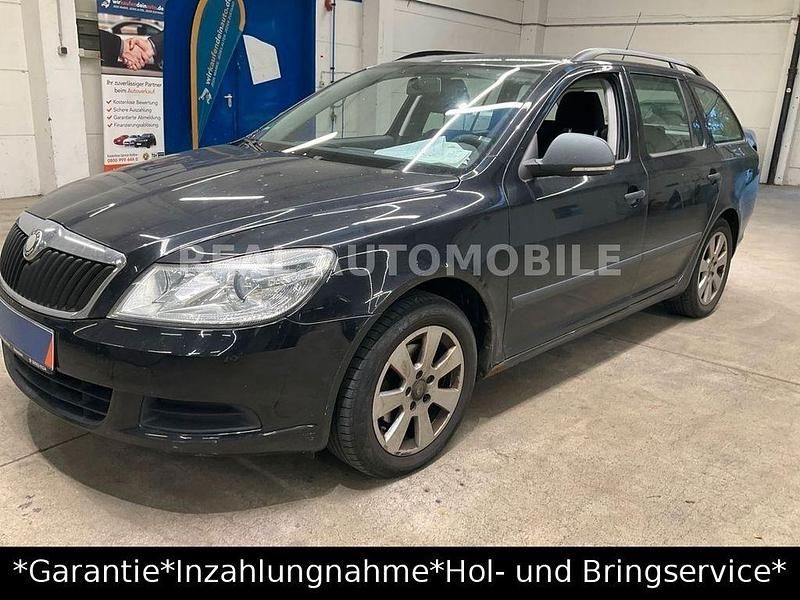 Schwarz Gebraucht 2010 Skoda Octavia Kombi | 3.700 € (Superpreis) - Bild 1/4