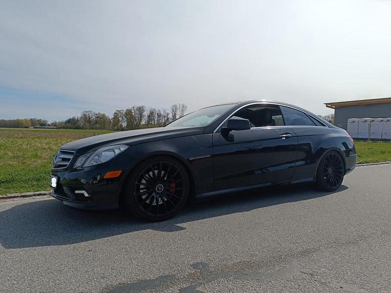 Gebraucht Mercedes E500 388 PS (285 kW) 2010 Coupé
