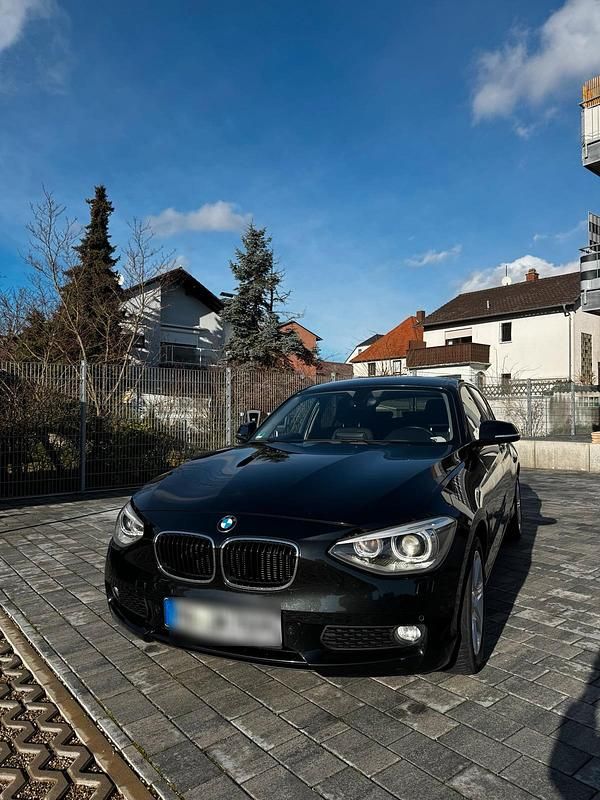 Schwarz Gebraucht 2013 BMW 118 Kleinwagen | 6.000 € (Guter Preis) - Bild 1/4