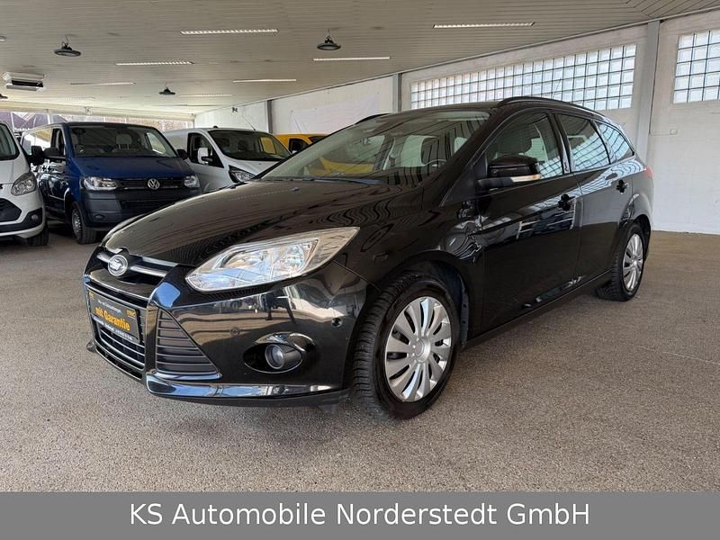 Gebraucht Ford Focus Champions Edition 101 PS (74 kW) 2013 Schwarz Kombi