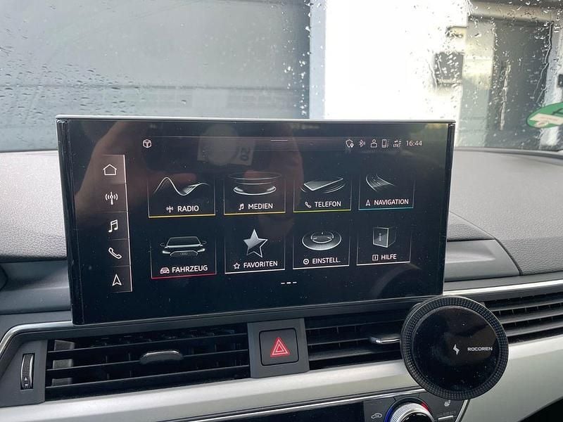 Gebraucht Audi A4 136 PS (100 kW) 2021 Schwarz Kombi