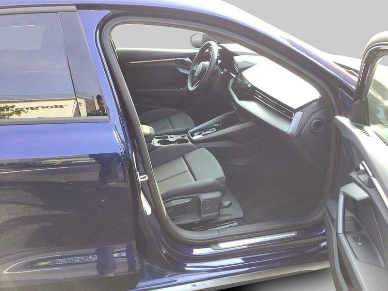 Gebraucht Audi A3 2024 Blau Kleinwagen