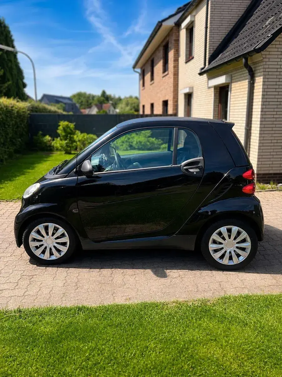Gebraucht Smart ForTwo Coupé Pure 71 PS (52 kW) 2010 Schwarz Coupé