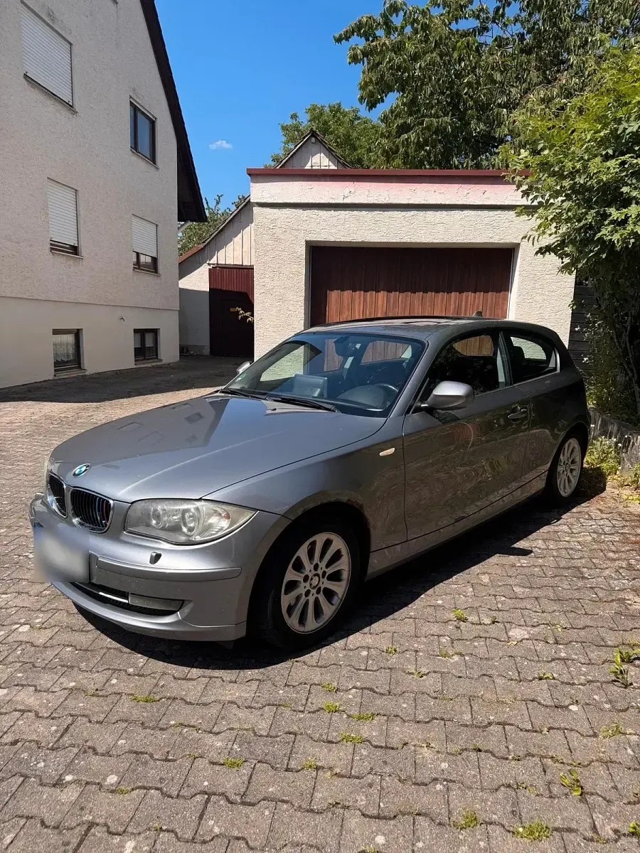 Gebraucht BMW 116 116 PS (85 kW) 2009 Grau Kleinwagen
