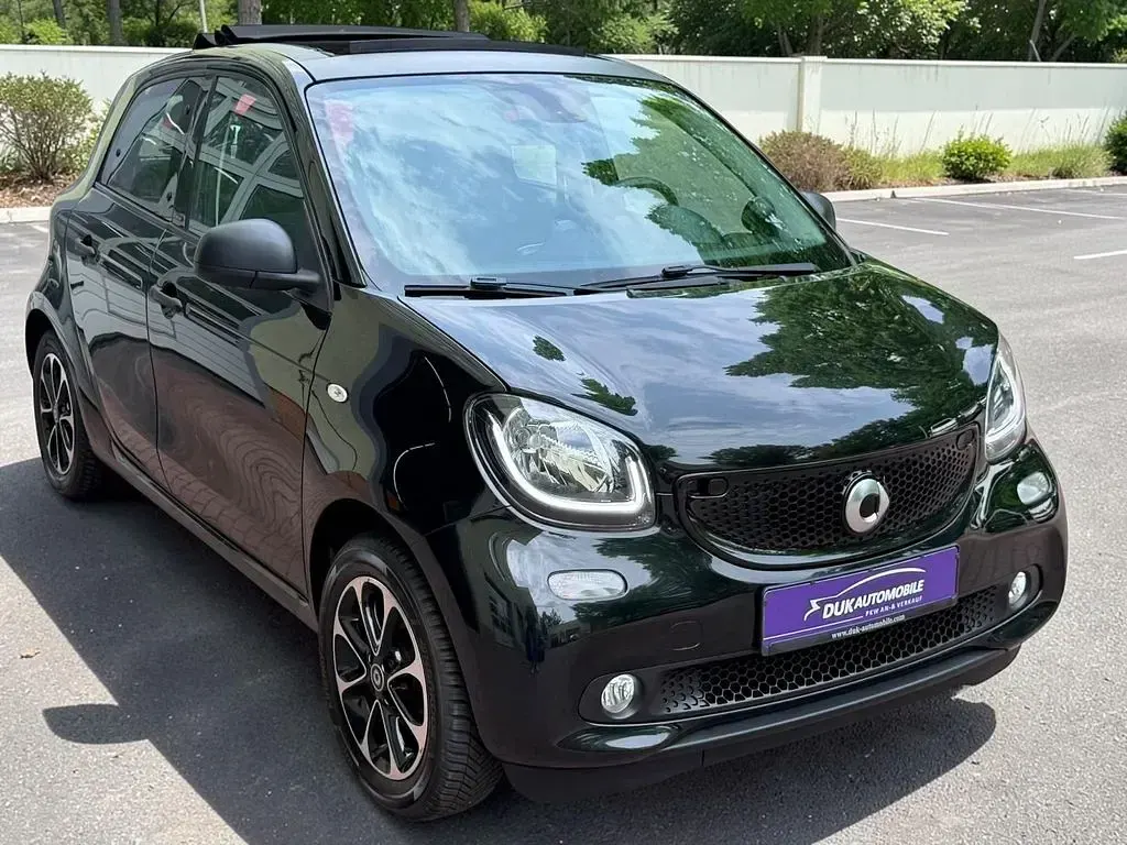 Gebraucht Smart ForFour Basis 90 PS (66 kW) 2016 Schwarz Kleinwagen