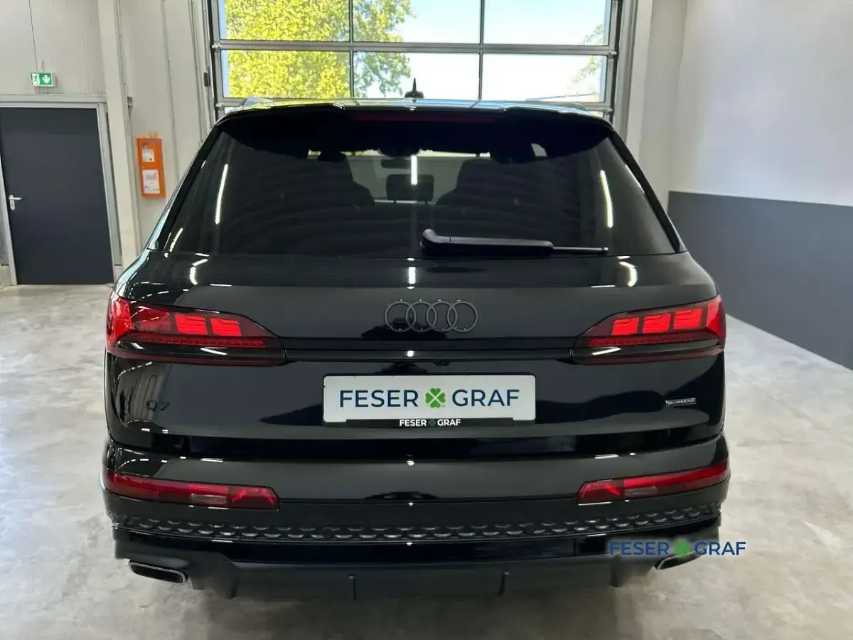 Gebraucht Audi Q7 S-Line 286 PS (210 kW) 2025 Mythosschwarz metallic SUV
