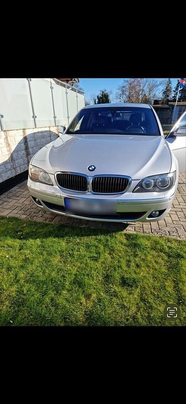 Silber Gebraucht 2006 BMW 760 Limousine | 8.999 € - Bild 1/4