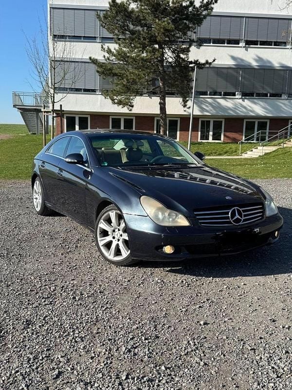 Gebraucht Mercedes CLS320 224 PS (164 kW) 2007 Schwarz Coupé
